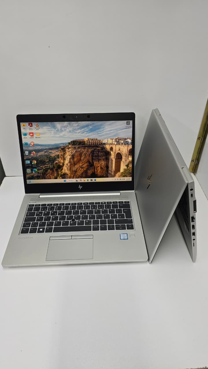 Hp EliteBook 830 G5 /G6